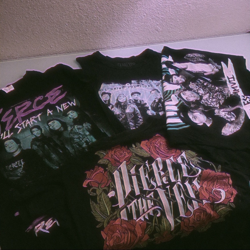BAND TEES